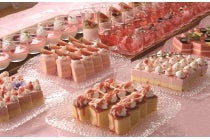 ◎WEB予約でリボンポイント3ポイント◎【春日井車庫・小牧発】*日帰り昼食付*『渥美半島いちご狩り&菜の花まつりとイタリアン&いちごスイーツビュッフェ』1